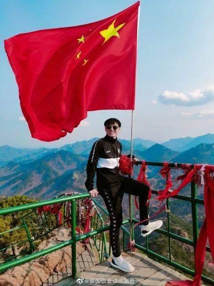 针织裙