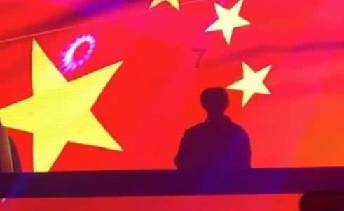 摇滚乐团的装扮