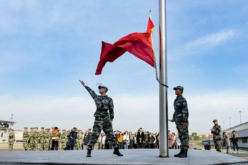 从教材理论开始，为什么凯恩斯被误读得如此之深？