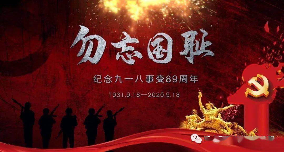 逃离残破的船只