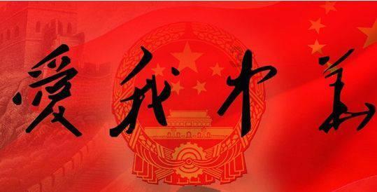 小萌妹的甜美装扮