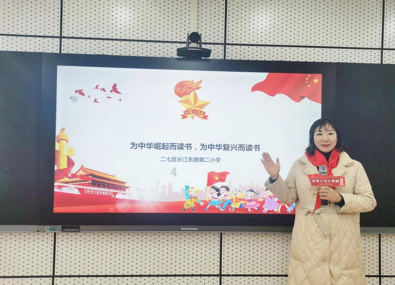 点亮照耀黑夜的灯塔，指引那些写字手抖的人走向光明？