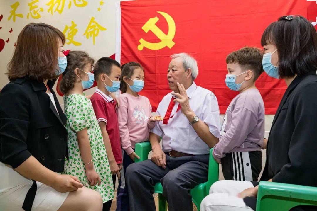 大大甜梨和什么放一起不爱坏游戏画面