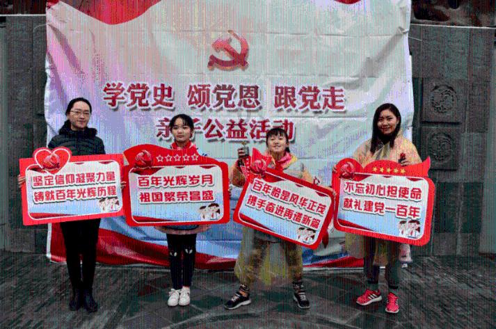被交易至新疆男篮后，李炎哲发文告别
