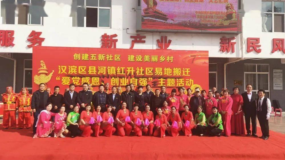 手机上怎么玩英雄联盟比赛？游戏画面