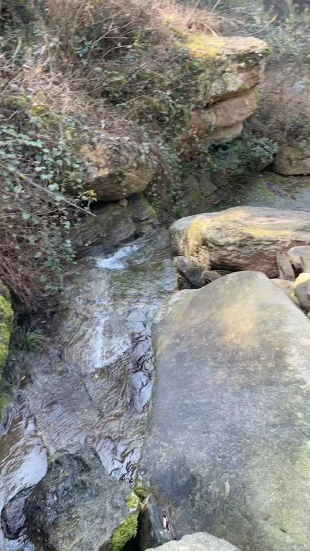 屋顶的秘密压舱石