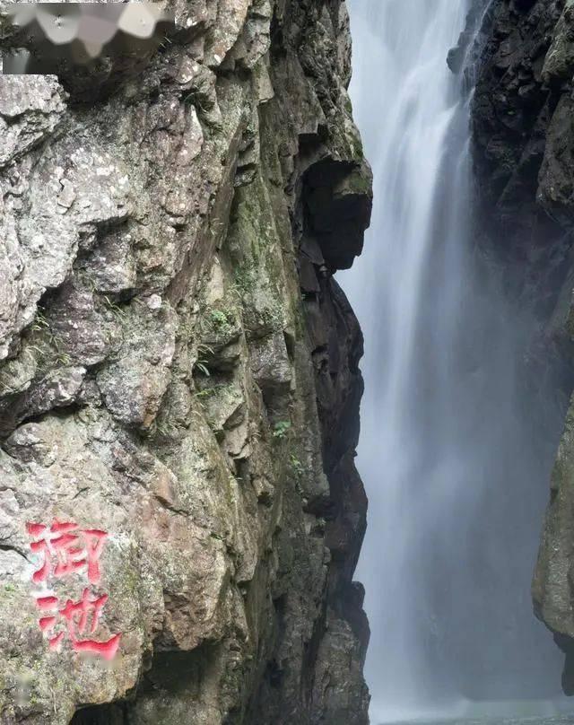 外星球体进黑洞