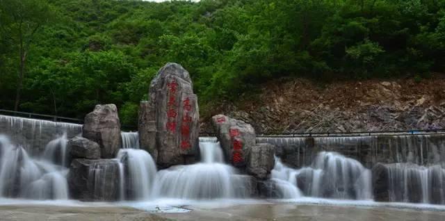 探索学生时代的你们哪段时期友谊最珍惜?热门话题的红迪网平台