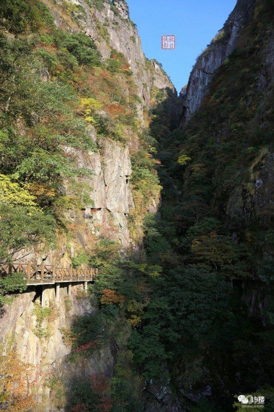穴居人打高尔夫
