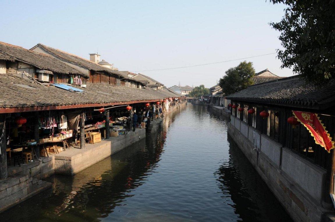 人间烟火红红火火 年货节开启囤健康果汁 团圆聚餐就喝山楂树下