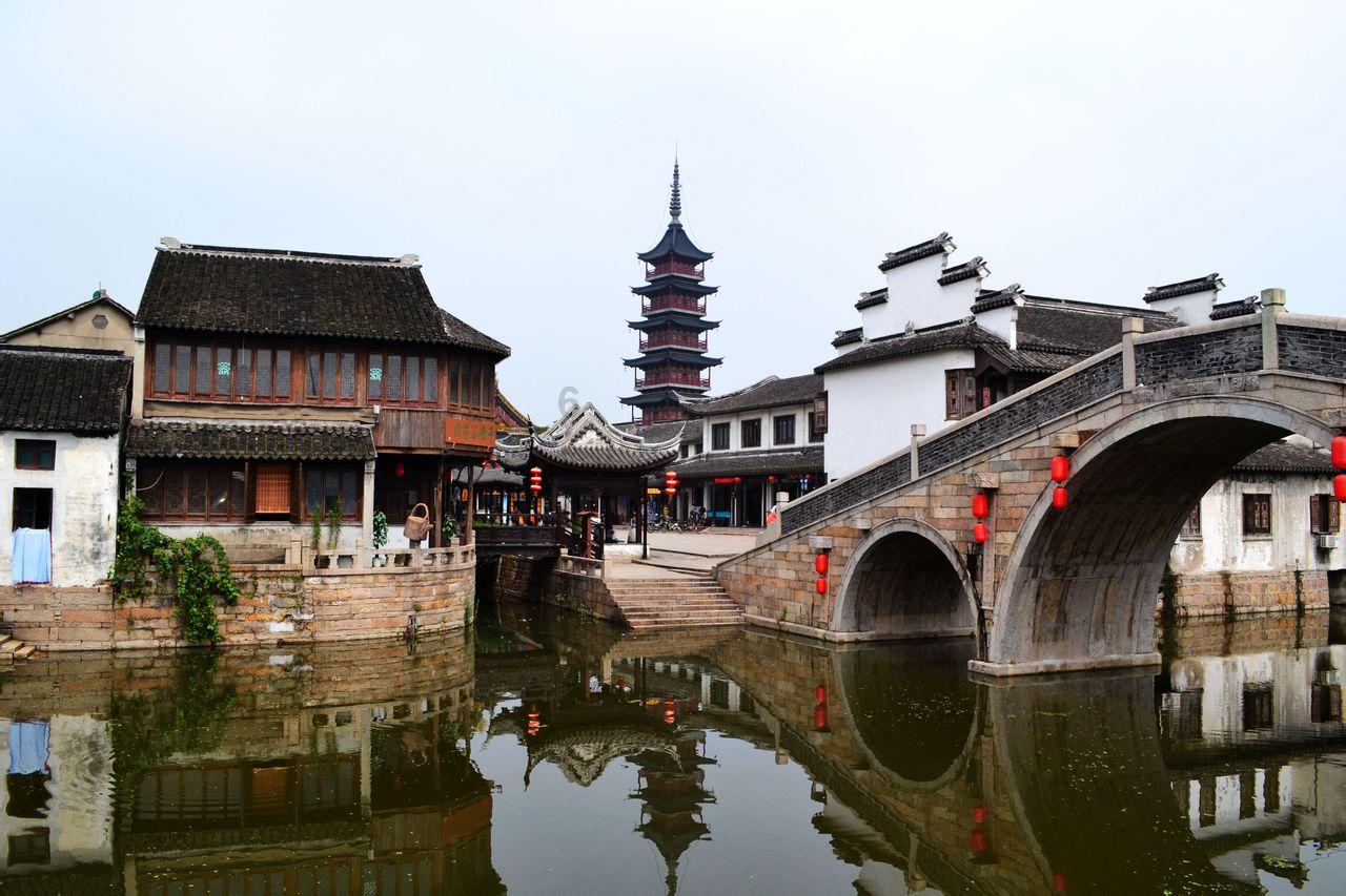 感动！盲人姐妹相约登记捐献眼角膜，从她们的举动中，你看出了什么？游戏画面