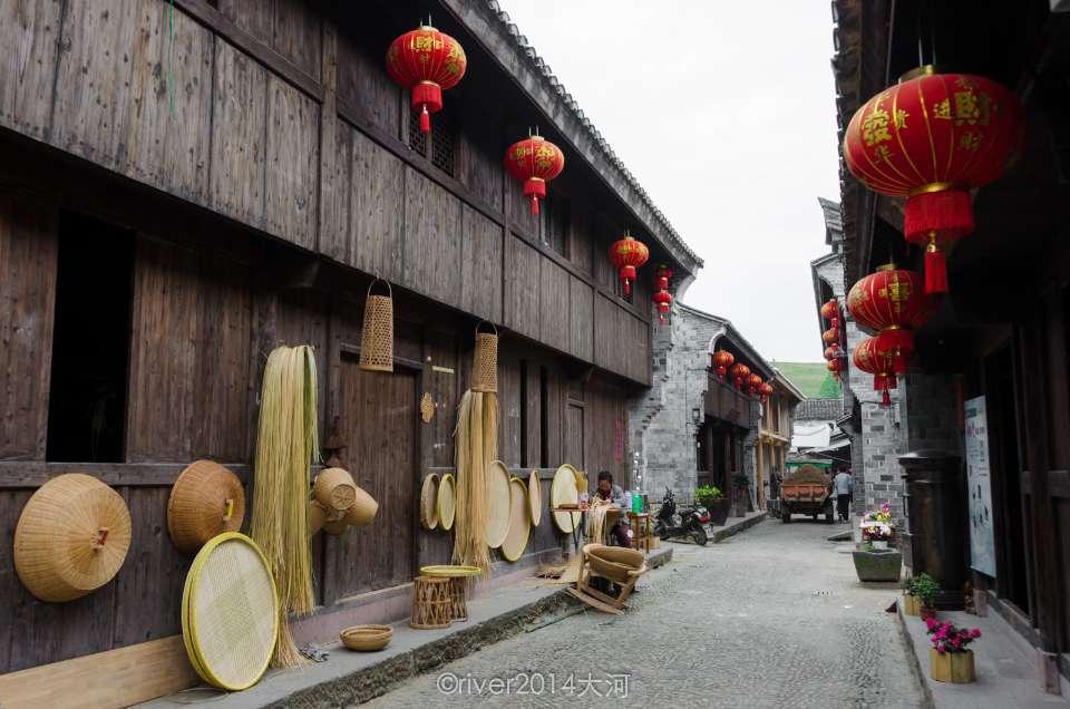 迷失在黑洞里