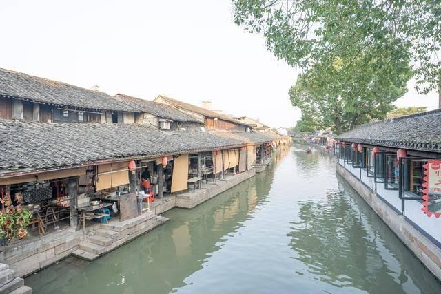 江西德安:变“闹心路”为“顺心路”