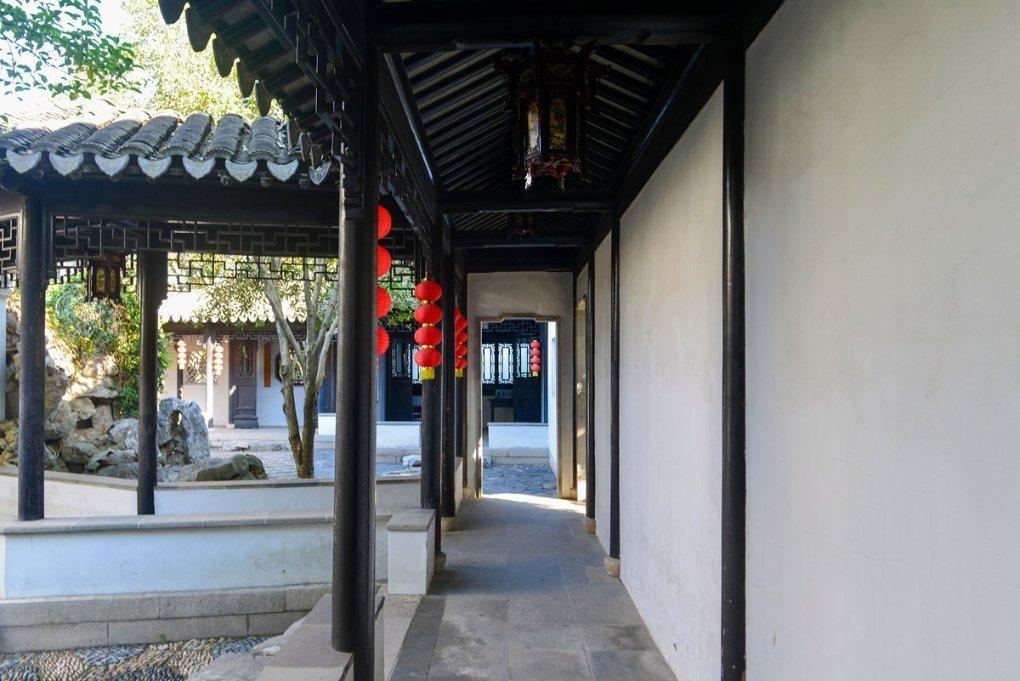 11岁小女孩迷上“欧楷”,苦练多年,最终得到了精髓!