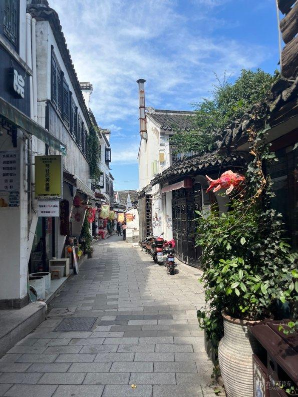 导游职业生涯规划:拥有导游资格证后的机遇与挑战