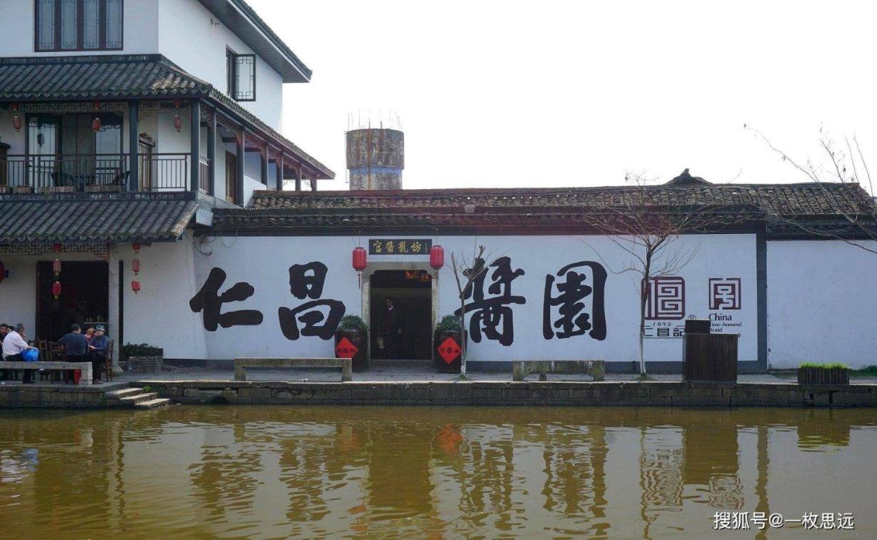 回收二手奢侈品包包到底怎么估价