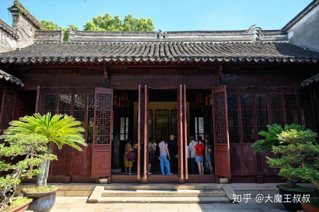 现代温泉屋逃脱3