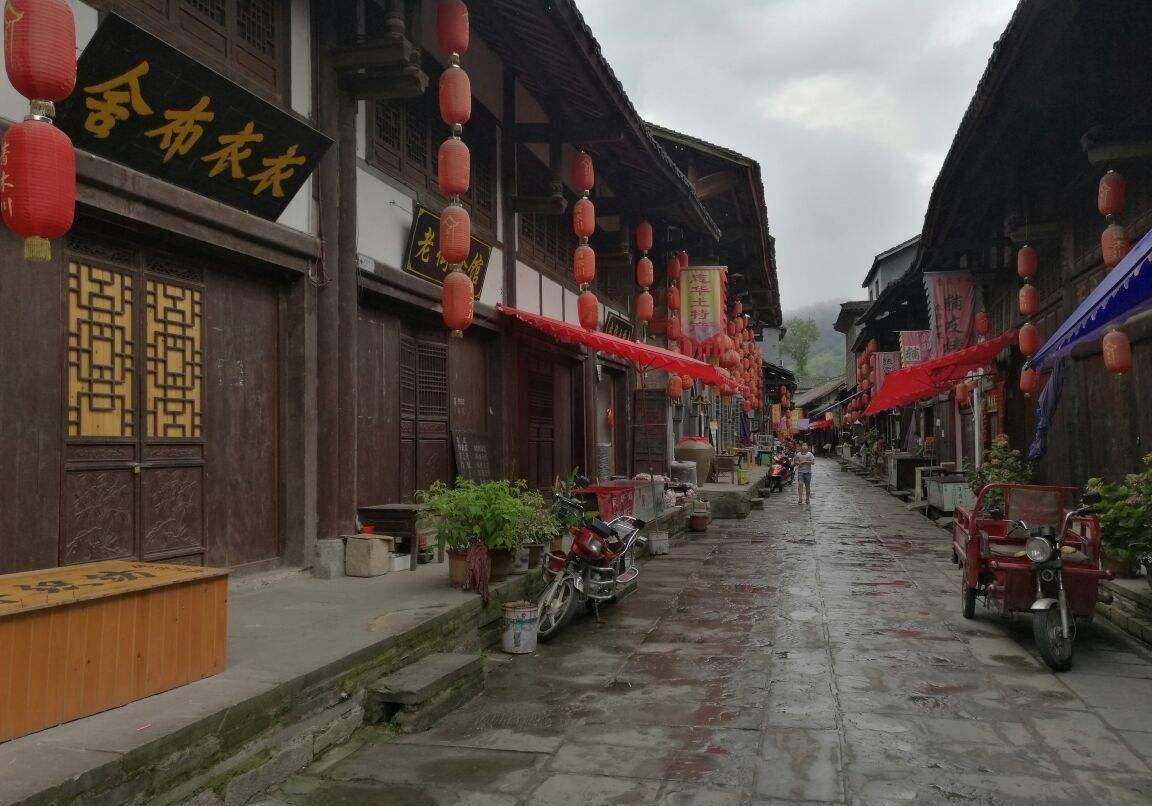 美人鱼游玩