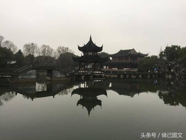 逃离制药厂